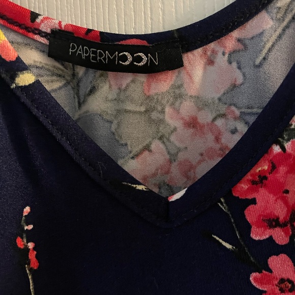 Strappy tank top - Picture 3 of 5